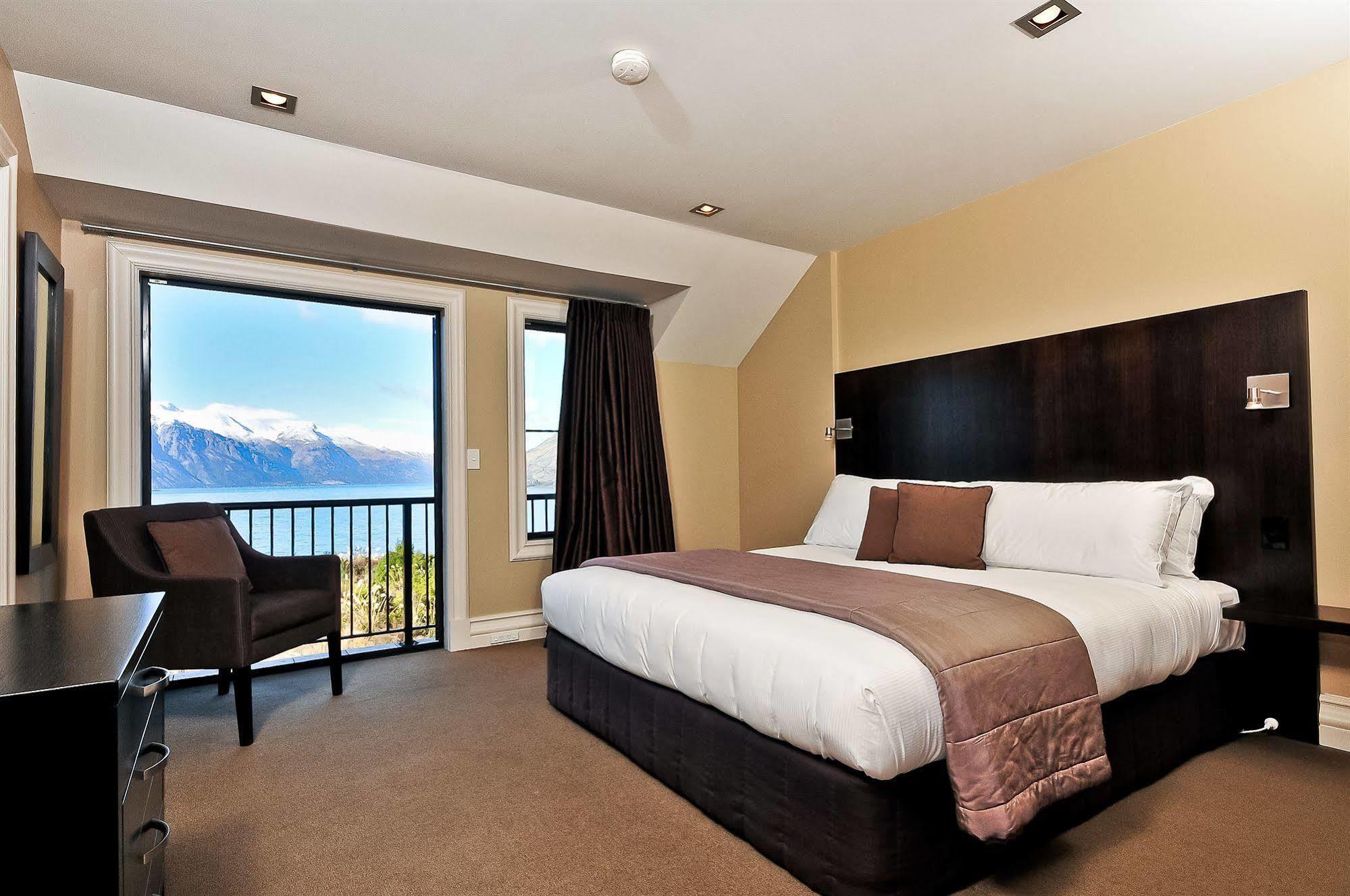 Platinum Queenstown Exteriör bild