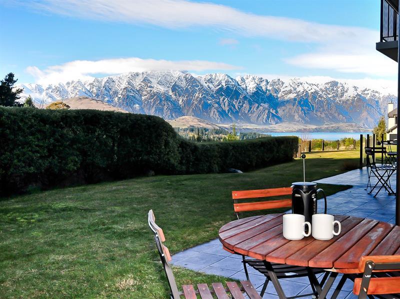 Platinum Queenstown Exteriör bild